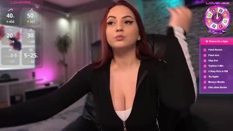 Snapshot of haileygrx chatting on 02-24-25, 07:30 Masha online show from 02-24-25, 07:30