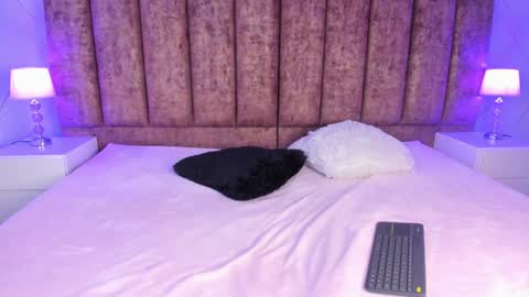 Snapshot of haileymiller1 chatting on 12-24-24, 03:16 Haileymiler online show from 12-24-24, 03:16