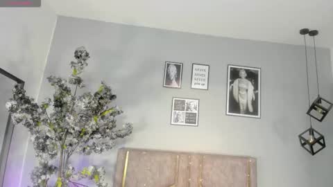 haileystonei online show from 12-18-25, 11:27