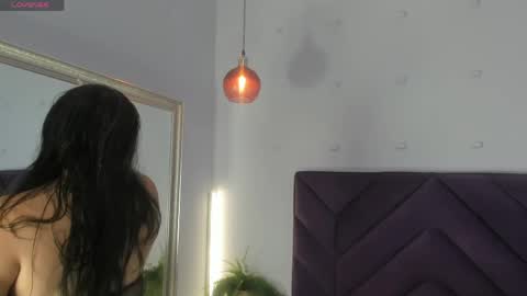 Snapshot of haileystonei chatting on 06-08-26, 12:05 haileystonei online show from 06-08-26, 12:05