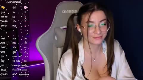 Snapshot of haily_heavenly chatting on 02-28-25, 04:31 HailyHeavenly online show from 02-28-25, 04:31