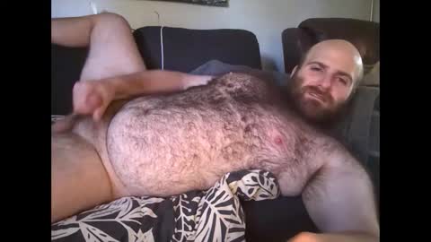 Hairiest Bear online show from 10-01-25, 02:45