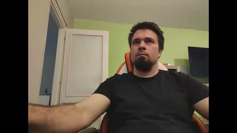 hairy_guy007 online show from 02-06-25, 10:15