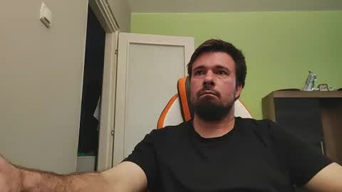 hairy_guy007 online show from 07-01-26, 05:56
