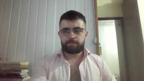 Snapshot of hairy_man_69_ chatting on 01-04-25, 11:17 horny online show from 01-04-25, 11:17