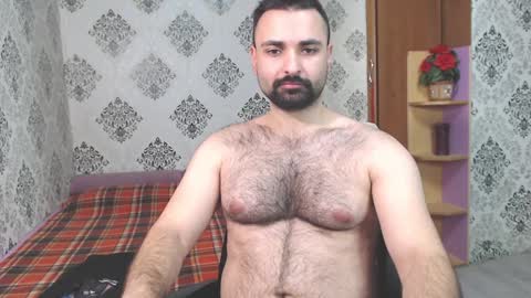 Snapshot of hairy_tyler666 chatting on 12-17-24, 08:54 Hairy Tyler online show from 12-17-24, 08:54