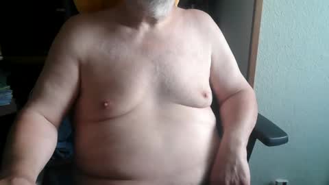 hairyarmpit_lover_1970 online show from 05-30-26, 12:24