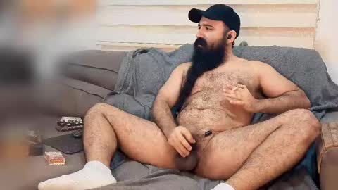 Hairy Beard Smoker online show from 05-06-26, 04:08