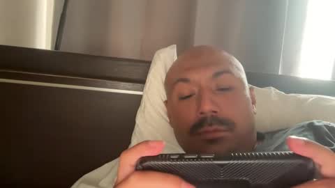 Snapshot of hairyman30000 chatting on 05-20-26, 05:57 hairyman30000 online show from 05-20-26, 05:57