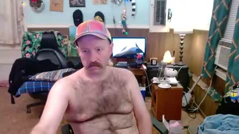 Snapshot of hairyoldperv chatting on 06-11-26, 05:27 Justin online show from 06-11-26, 05:27
