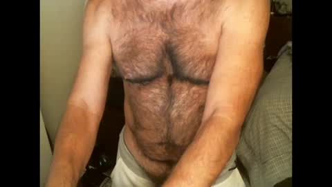 Hairy pecs online show from 10-19-25, 09:15