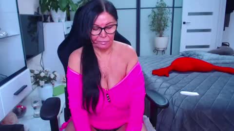 Monika online show from 02-16-25, 09:04