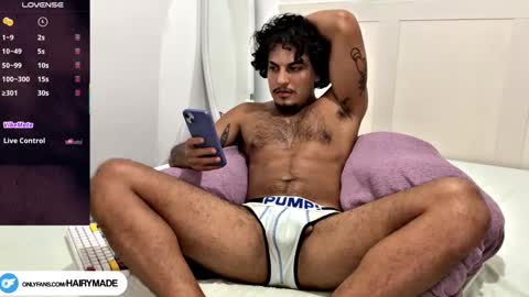 Snapshot of hairyshort chatting on 10-04-25, 02:31 hairy and short online show from 10-04-25, 02:31