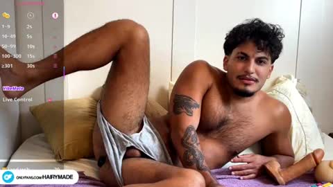 Snapshot of hairyshort chatting on 07-08-26, 03:49 hairy and short online show from 07-08-26, 03:49