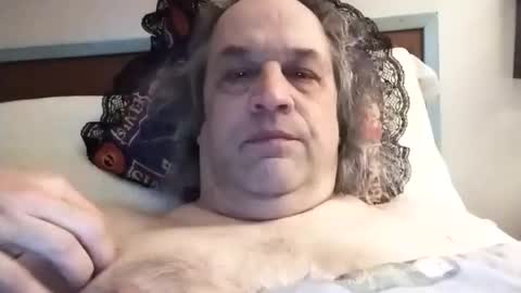 Marty online show from 02-09-25, 08:56