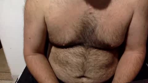 Snapshot of hairyweedman chatting on 01-17-25, 04:39 NN420 online show from 01-17-25, 04:39