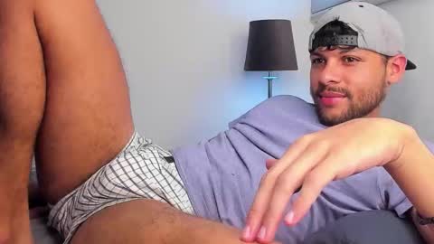 Independent       model  online show from 04-09-26, 09:31