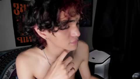 Snapshot of halan_jr chatting on 07-17-26, 11:06 halan online show from 07-17-26, 11:06