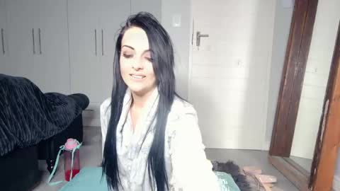 Snapshot of haley_vernandez chatting on 10-16-25, 09:43 Haley online show from 10-16-25, 09:43