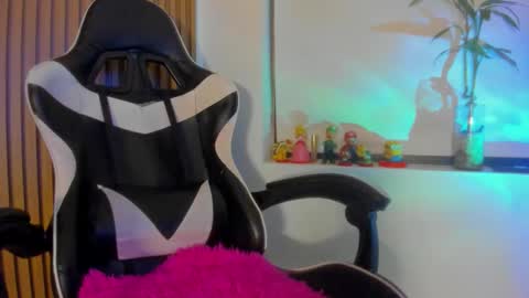 Anahis online show from 01-12-26, 12:38