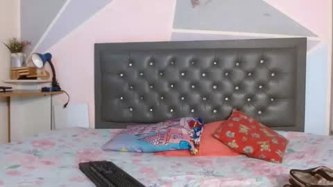halle_bailey online show from 03-27-26, 09:58