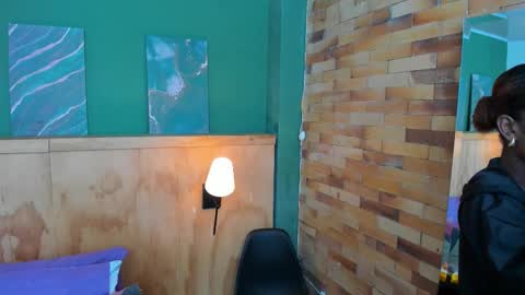 Halley Lorens online show from 02-08-26, 12:08