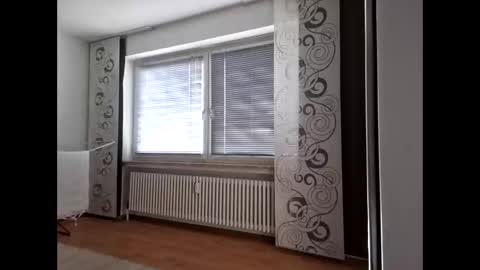 hamburgcock86 online show from 11-09-25, 09:07