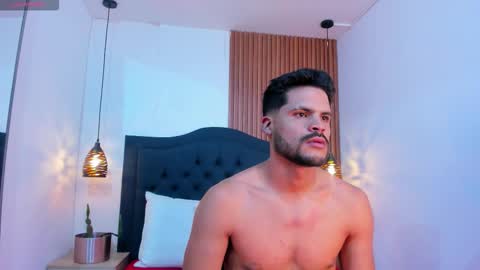 Snapshot of hamilton_1 chatting on 10-27-25, 09:41 Hamilton online show from 10-27-25, 09:41