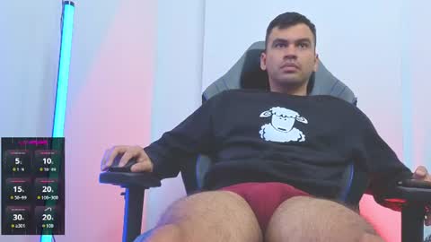 hamiltong12 online show from 06-21-26, 03:03