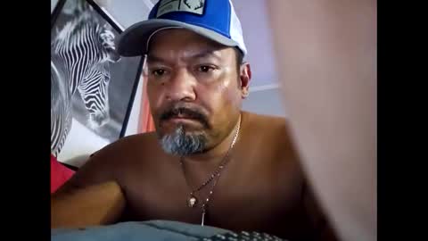 Snapshot of hammybone74 chatting on 12-16-25, 11:26 Hammy online show from 12-16-25, 11:26