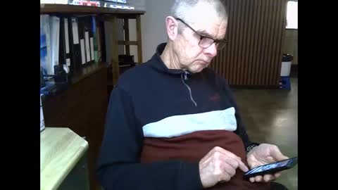 Snapshot of hamto65 chatting on 02-15-26, 09:44 Prefer men 80 online show from 02-15-26, 09:44