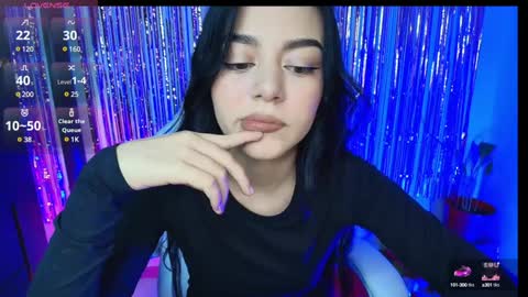 Hana Garcia online show from 12-22-24, 12:07