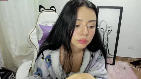 Hana Garcia online show from 05-15-26, 11:45