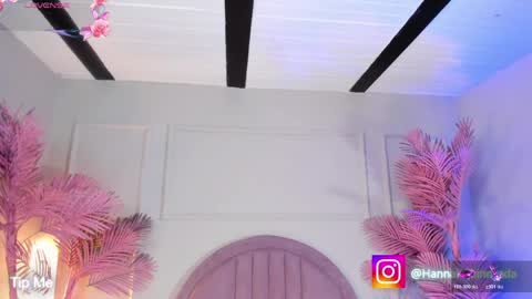 hanaahquinn online show from 04-09-26, 11:37