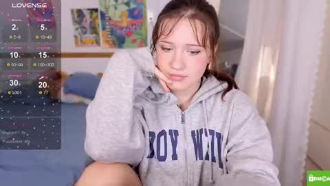 hanahwoods online show from 11-21-25, 01:32