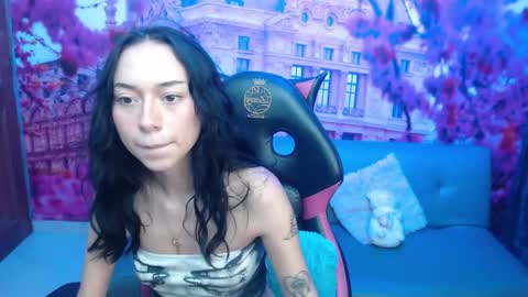 Snapshot of hanaku_8 chatting on 12-05-24, 05:28 Hanaku online show from 12-05-24, 05:28