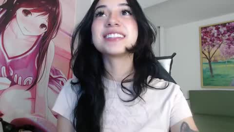 Hanaku  online show from 12-22-25, 09:01