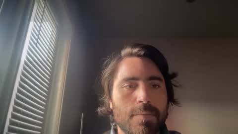 Snapshot of handcyclist25 chatting on 10-28-25, 10:12 Handcyclist25 online show from 10-28-25, 10:12