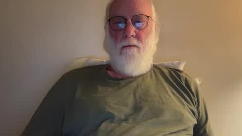 handful57345 online show from 04-01-26, 12:06