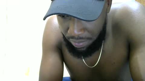 Snapshot of handsome_king30 chatting on 12-20-24, 02:27 handsome king online show from 12-20-24, 02:27