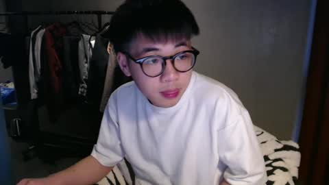 handsome_mannn online show from 03-04-25, 04:20