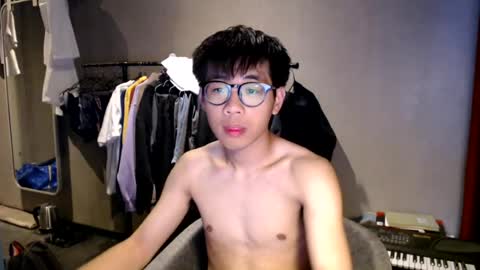 handsome_mannn online show from 08-02-26, 07:23