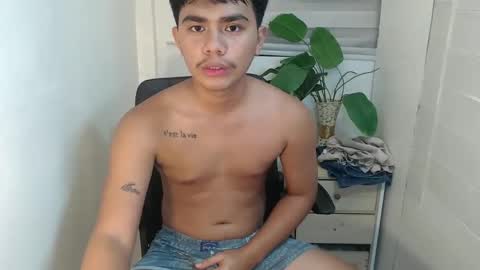Snapshot of handsome_vanana chatting on 02-23-25, 03:02 handsome_vanana online show from 02-23-25, 03:02