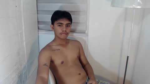 Snapshot of handsome_vanana chatting on 03-05-25, 10:55 handsome_vanana online show from 03-05-25, 10:55