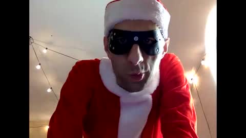 HandsomeAlfie online show from 12-22-24, 10:47