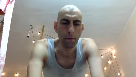 HandsomeAlfie online show from 09-11-25, 02:55