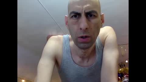 Snapshot of handsomealfie chatting on 02-28-26, 10:38 HandsomeAlfie online show from 02-28-26, 10:38