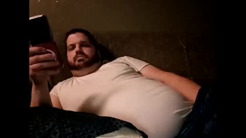 Snapshot of handsomedaddy198924 chatting on 02-11-26, 08:52 Handsomedaddy198923 online show from 02-11-26, 08:52