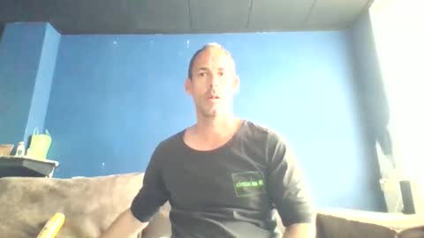 handsomeguy4ever online show from 09-22-25, 11:45