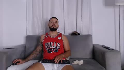 Handsomen online show from 02-27-26, 03:39